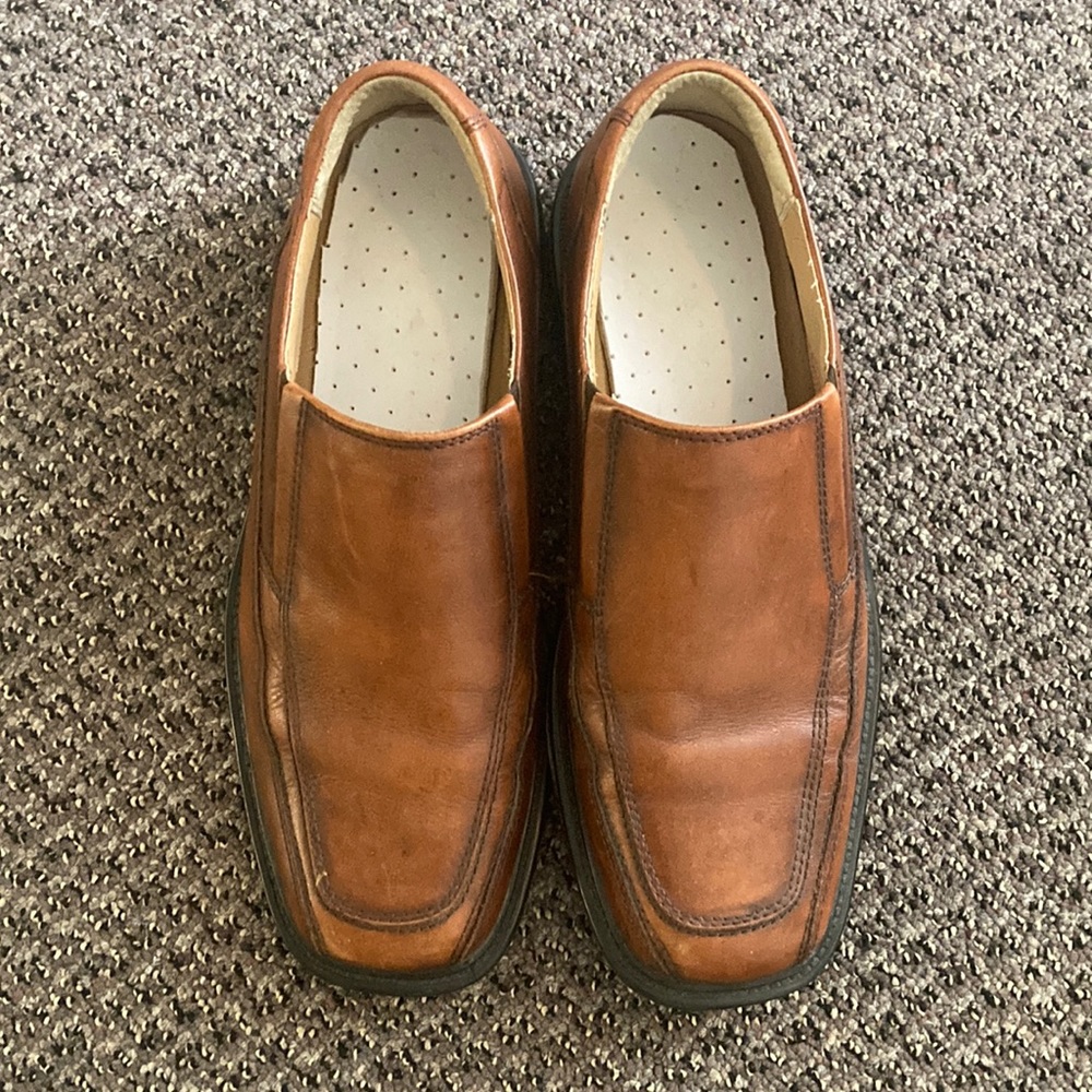 Docker Brown Slip On Loafer Size 8M style 090 3183 - Picture 2 of 6